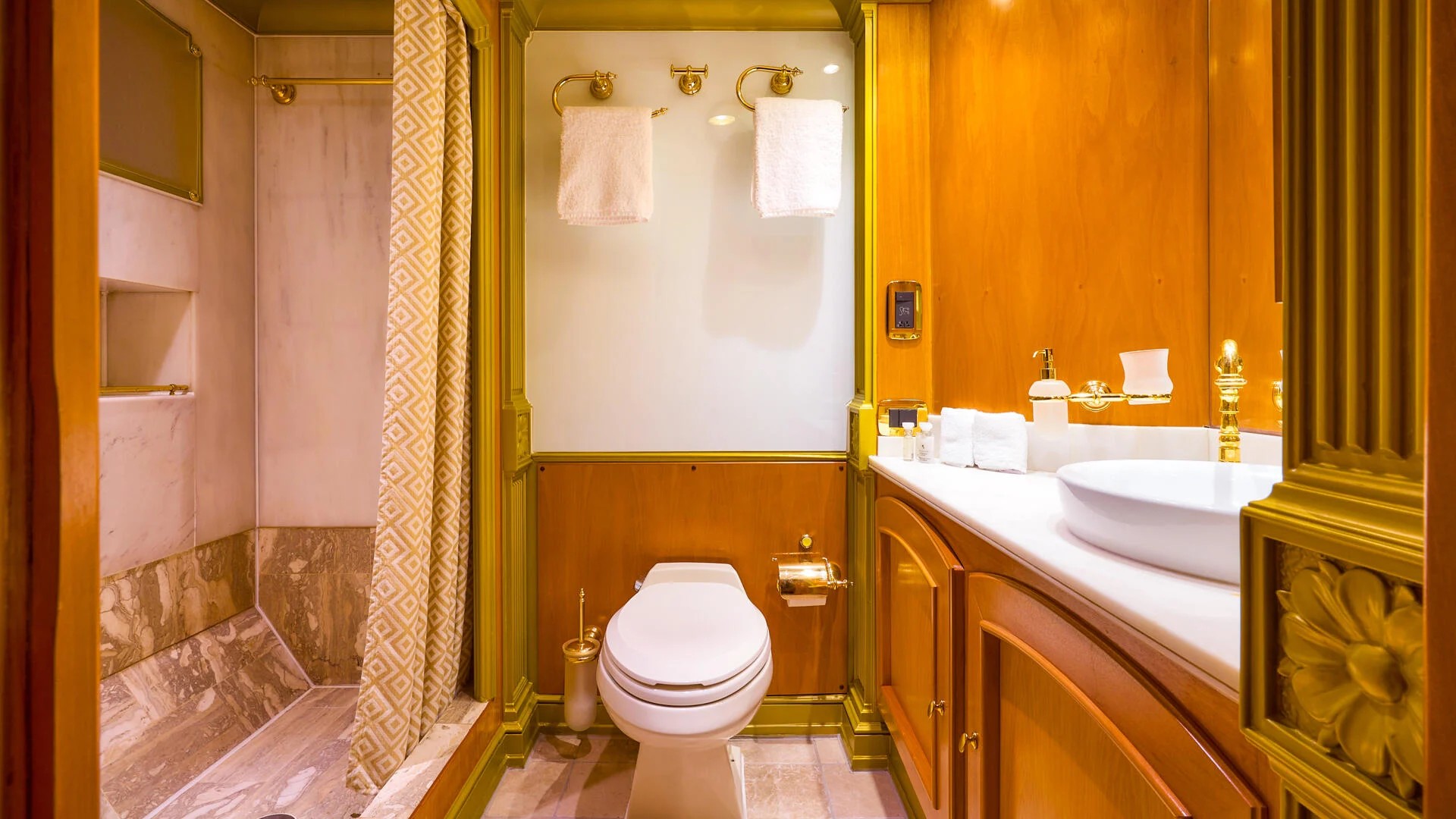 Benetti Classic 35m 17 46 -