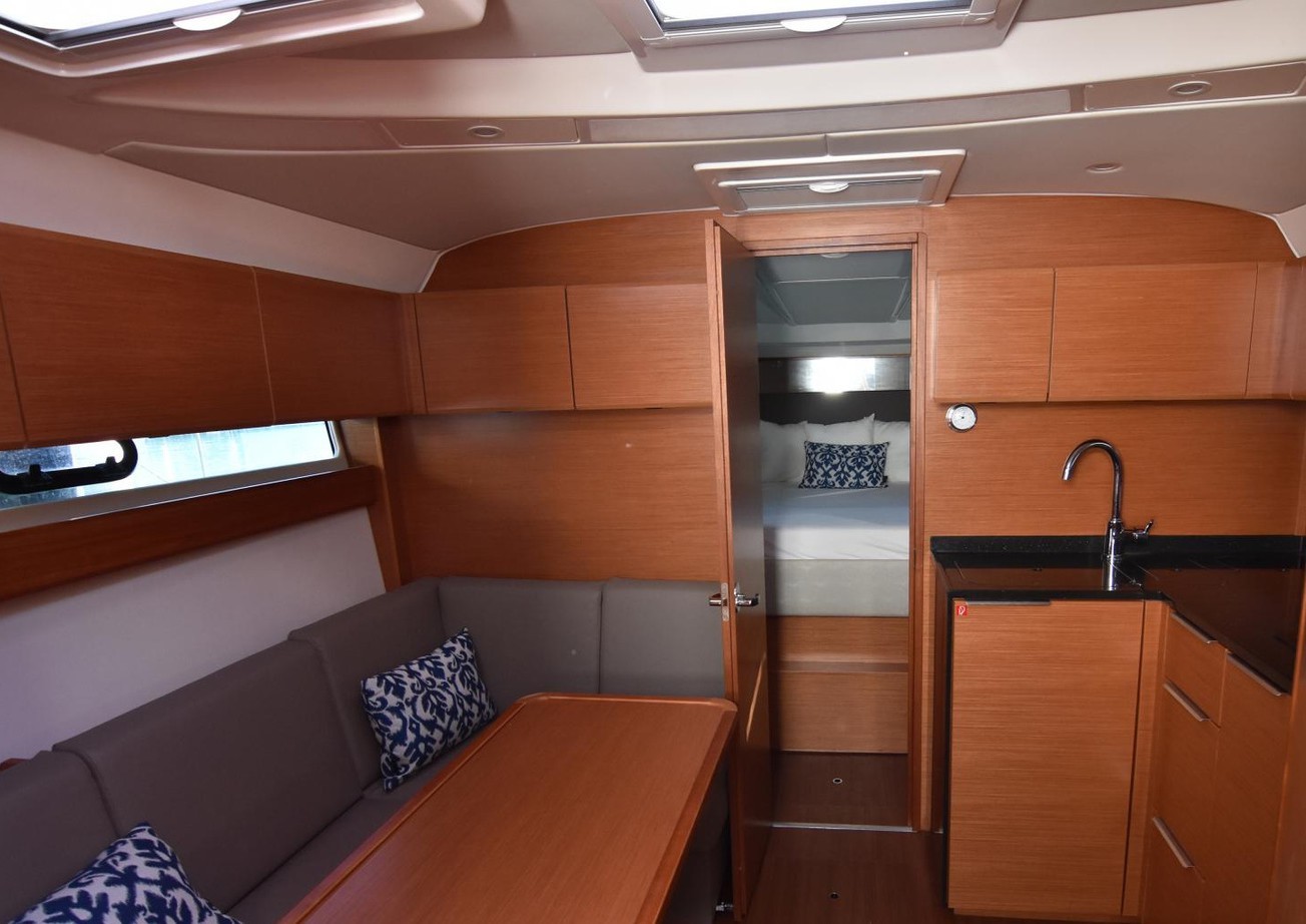 Bavaria S 36 Open 12 6 -