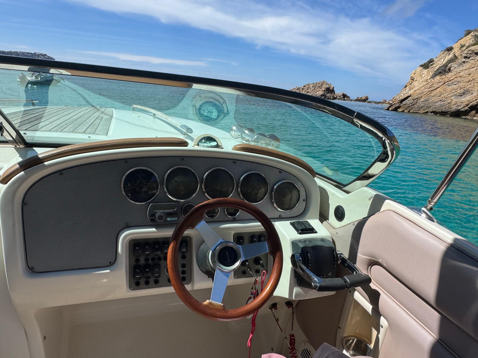 Chris Craft 28 Corsair 4 WhatsApp Image 2026 04 26 at 16.21.54 9 -
