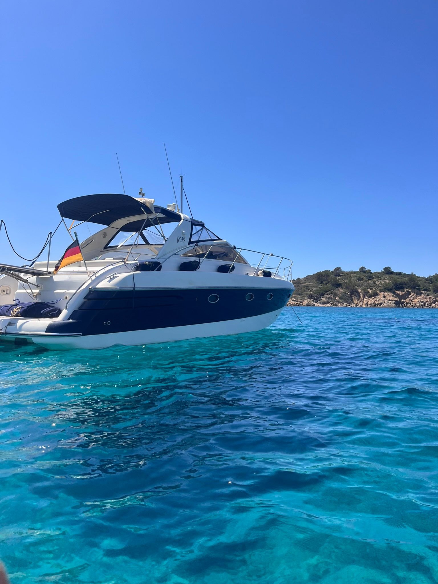 WhatsApp Image 2025 11 10 at 21.21.54 1 -