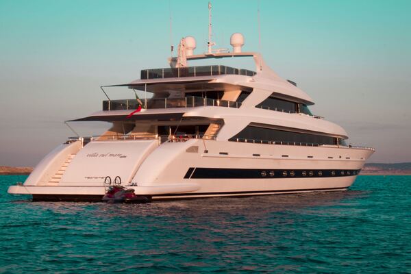 Tecnomar 43 yacht - alquiler de barcos y yates