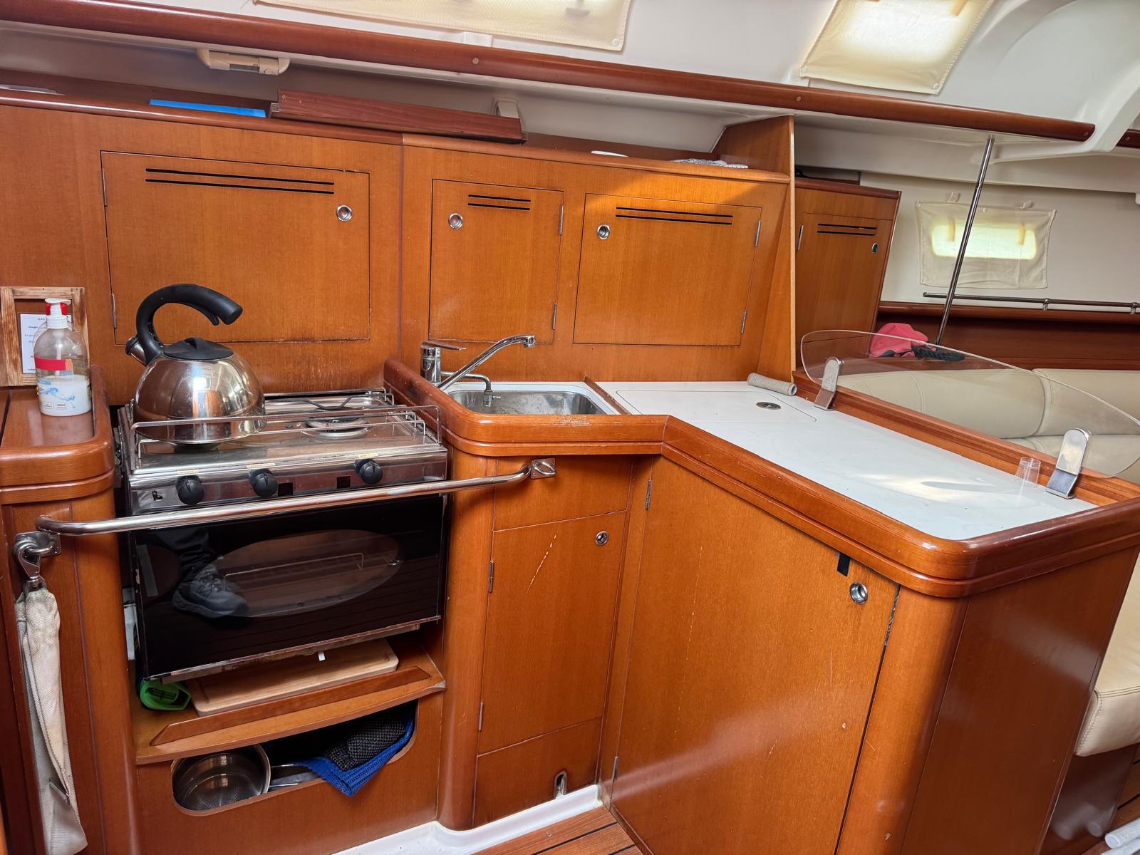 WhatsApp Image 2026 03 20 at 20.23.26 1 - Beneteau Oceanis Clipper 343