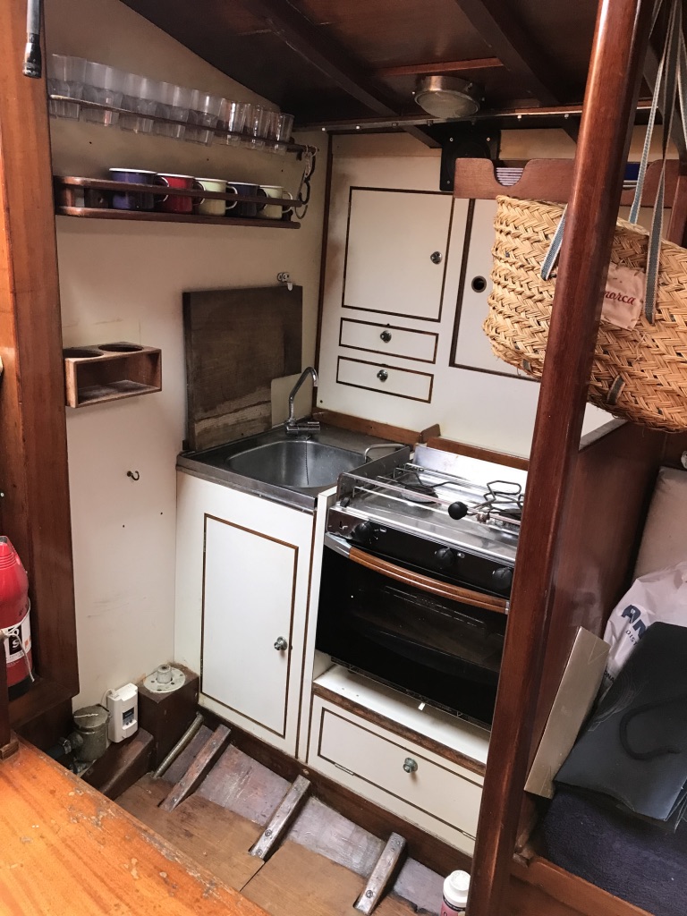 5B60AFC7 0579 408C A2A9 EBE56C795003 1 105 c -