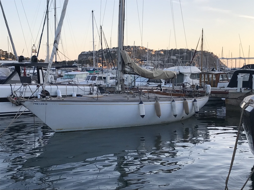 E5E7EB3D B90C 49BF 91E2 C36A5953E125 1 105 c - segunda mano