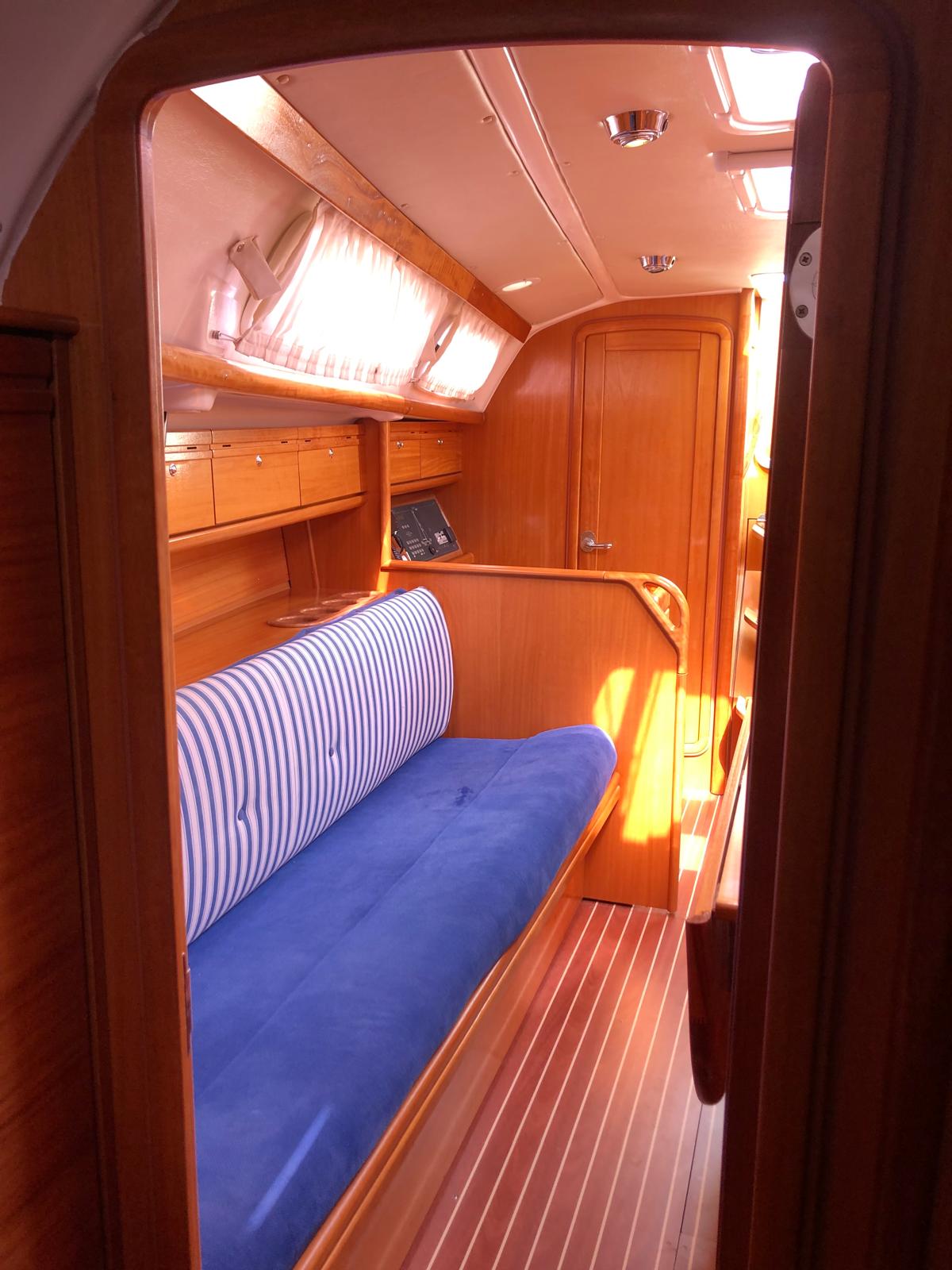 Bavaria 31 Cruiser 10 WhatsApp Image 2026 08 13 at 10.29.51 8 -