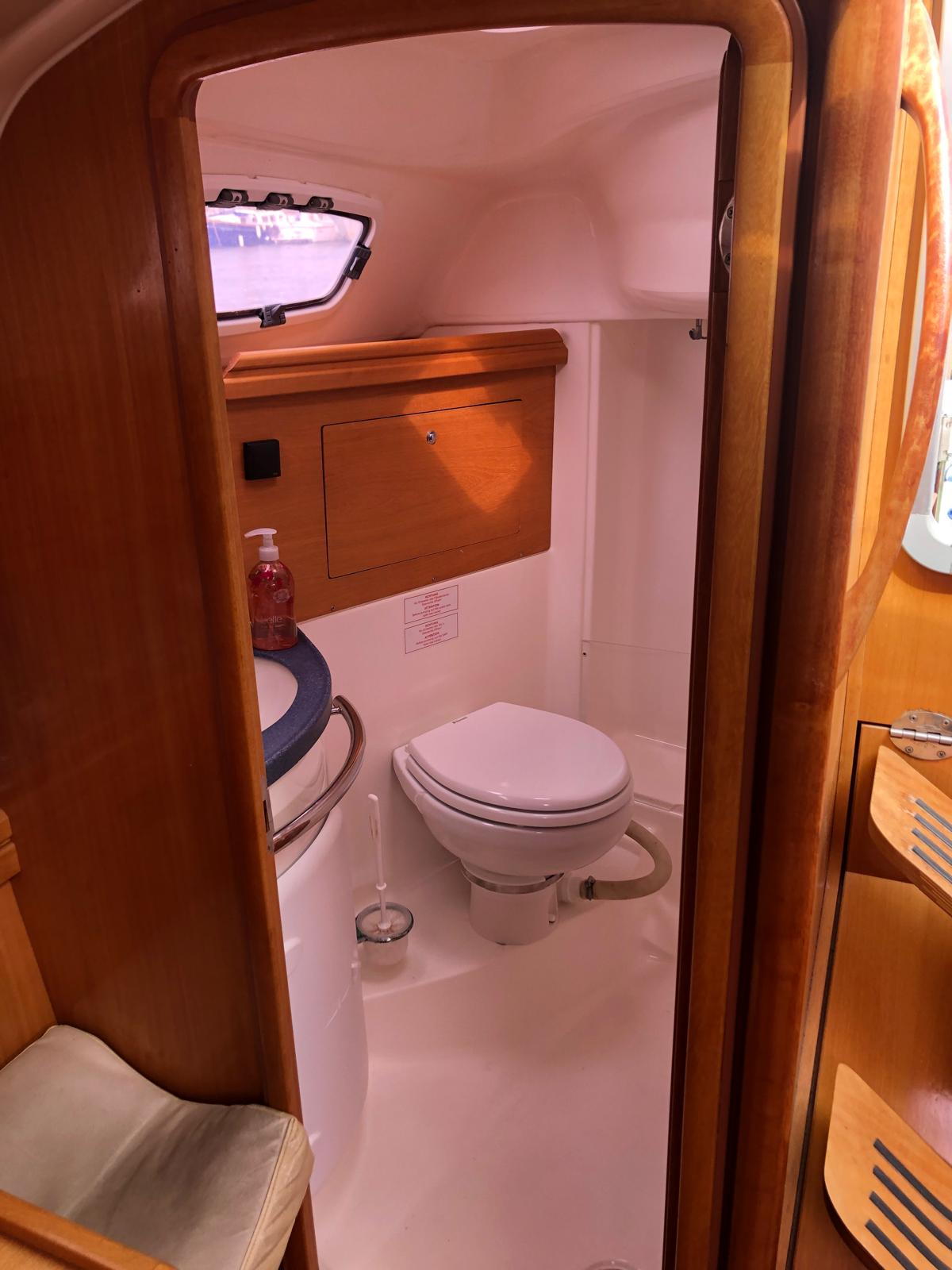 Bavaria 31 Cruiser 14 WhatsApp Image 2026 08 13 at 10.29.51 -