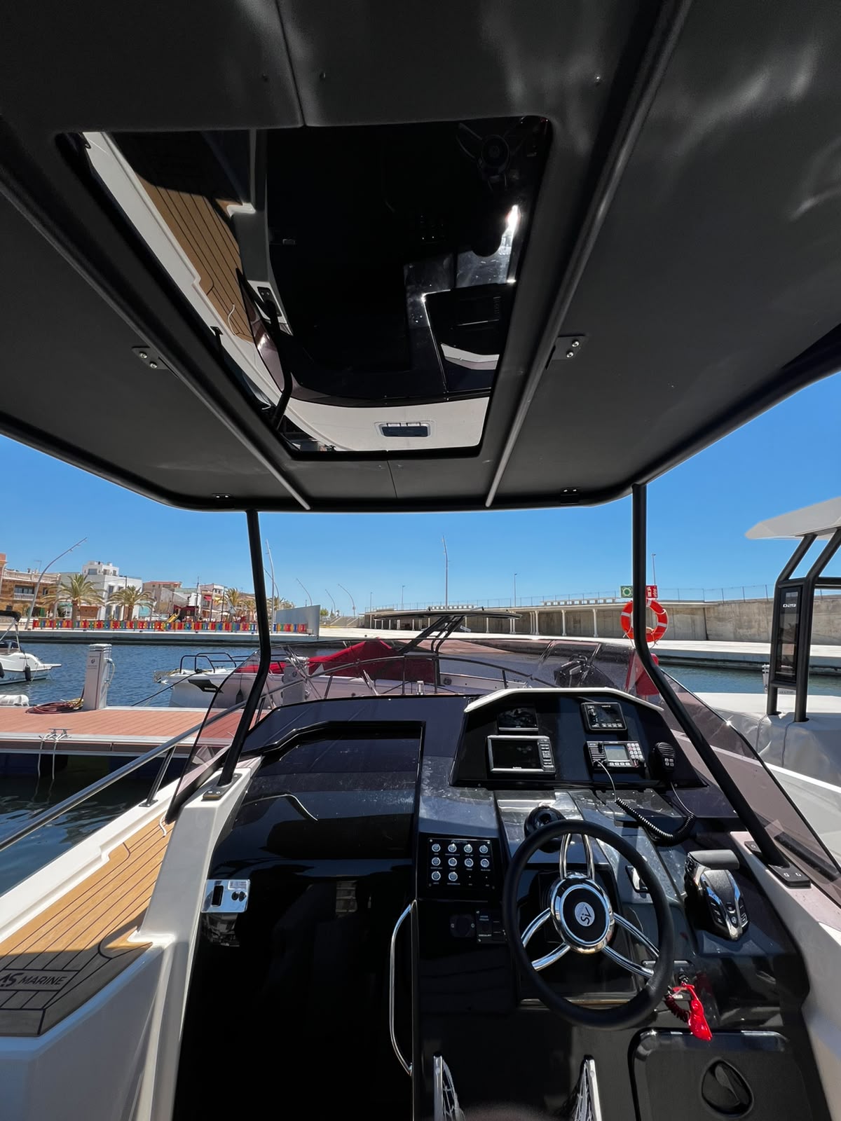 AS MARINE 28 GLX 5 WhatsApp Image 2026 09 23 at 13.27.24 2 -